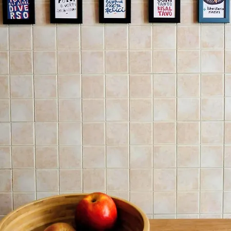 Casa Lo, Bright And Happy Apartment *