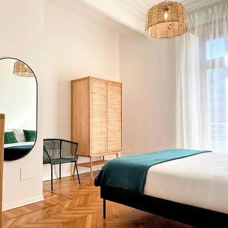 Casa Lo, Bright And Happy Apartament *